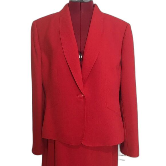 Kasper Skirt Suit Women's Size 14P Red 2-Piece Set Blazer & Skirt Set NWT - Picture 13 of 14